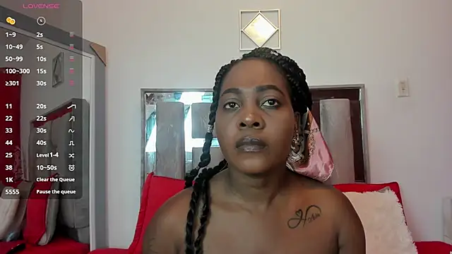 Emilly roaa online show from 4, 3, 2026