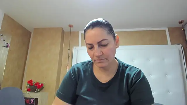 Heidy milf online show from 3, 7, 2026