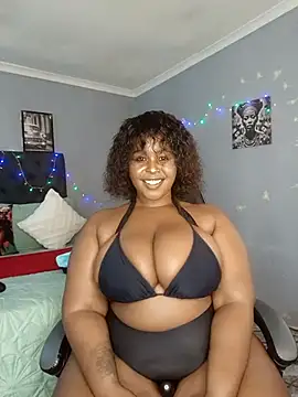 Snapshot of BBW_CUMX chatting on 12, 10, 2025 BBW CUMX online show from 12, 10, 2025