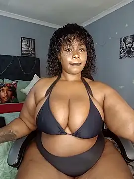 Snapshot of BBW_CUMX chatting on 13, 10, 2025 BBW CUMX online show from 13, 10, 2025