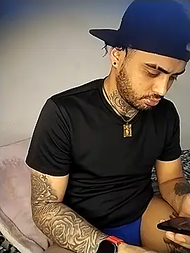 Snapshot of marko_blaze chatting on 26, 11, 2025 marko blaze online show from 26, 11, 2025