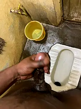 Snapshot of mrsaihotguy chatting on 23, 12, 2025 mrsaihotguy online show from 23, 12, 2025