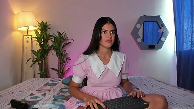 Snapshot of ikaweri chatting on 15, 9, 2025 ikaweri online show from 15, 9, 2025