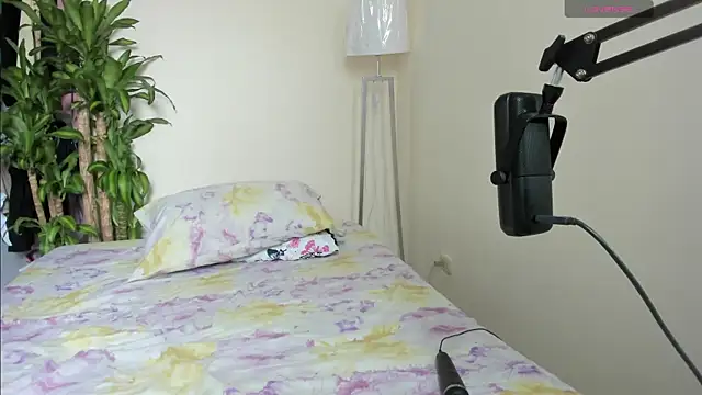 Snapshot of ikaweri chatting on 28, 10, 2025 ikaweri online show from 28, 10, 2025