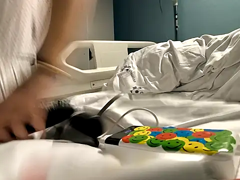 Snapshot of Junani2231 chatting on 23, 11, 2025 Junani2231 online show from 23, 11, 2025