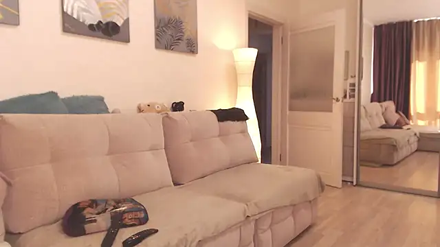AlisaDeluxe online show from 27, 6, 2026