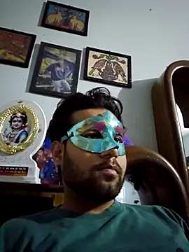 Snapshot of king_aaru2004 chatting on 15, 11, 2025 king aaru2004 online show from 15, 11, 2025