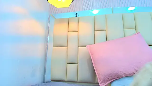 sweet amye online show from 6, 10, 2025