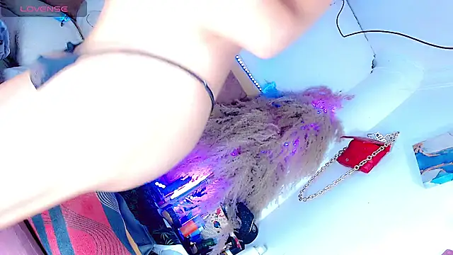 ravenous charmer online show from 30, 3, 2026