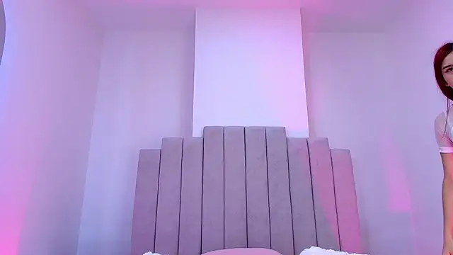 valecastro  online show from 19, 11, 2025