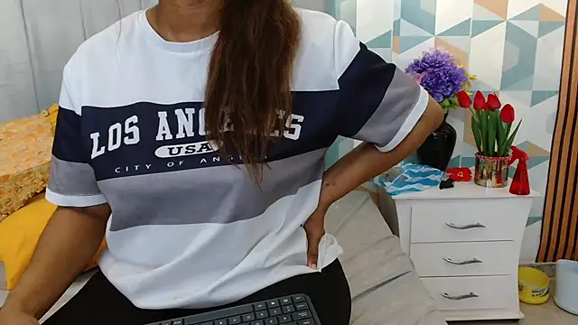 Snapshot of AmbarSmit chatting on 22, 5, 2026 AmbarSmit online show from 22, 5, 2026