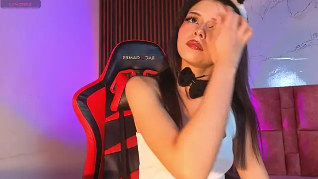 Snapshot of SpicyDemons chatting on 2, 11, 2025 SpicyDemons online show from 2, 11, 2025