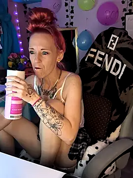 Snapshot of Purple2StayThnxx chatting on 29, 9, 2025 Purple2StayThnxx online show from 29, 9, 2025