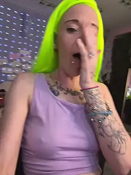 Purple2StayThnxx online show from 15, 3, 2026