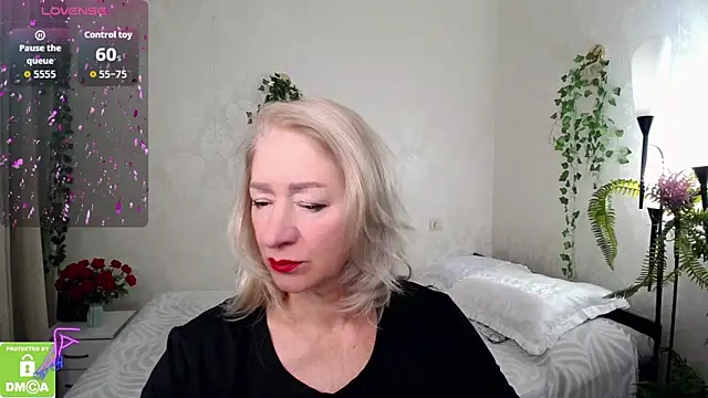 Snapshot of hunters_woman chatting on 29, 9, 2025 hunters woman online show from 29, 9, 2025