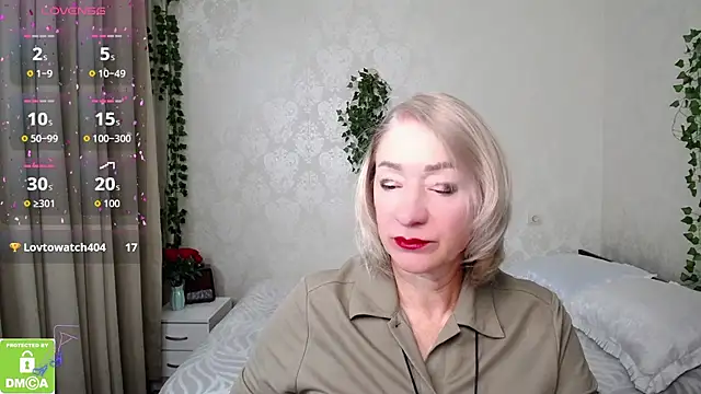 Snapshot of hunters_woman chatting on 13, 10, 2025 hunters woman online show from 13, 10, 2025
