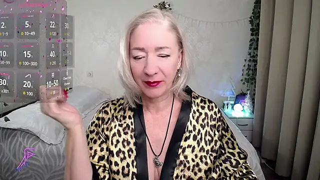 hunters woman online show from 19, 12, 2025