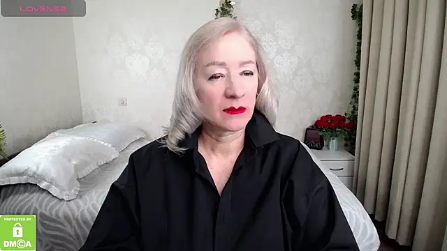 hunters woman online show from 21, 2, 2026