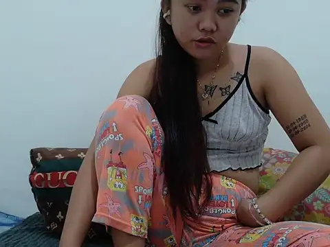 Snapshot of naughtyasian_girl chatting on 19, 4, 2026 naughtyasian girl online show from 19, 4, 2026