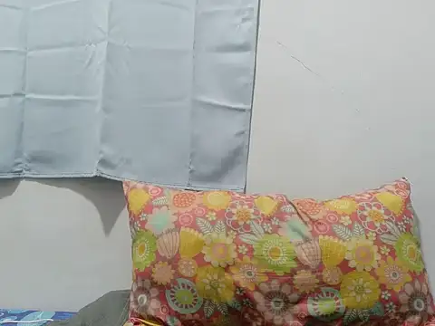 Snapshot of naughtyasian_girl chatting on 28, 5, 2026 naughtyasian girl online show from 28, 5, 2026