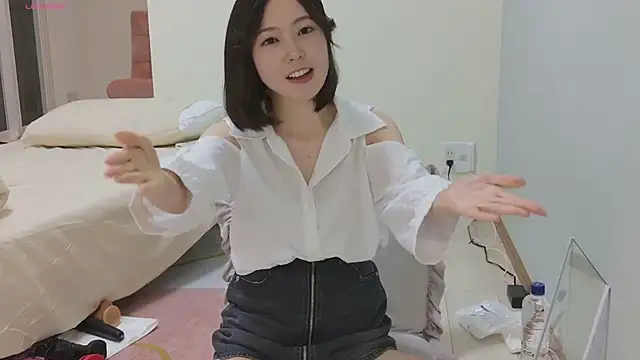 tsumugi 0721 online show from 12, 11, 2025