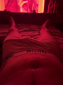 naughtycoupl98 online show from 15, 2, 2026