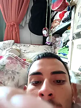 Snapshot of Exlifer chatting on 12, 4, 2026 Exlifer online show from 12, 4, 2026