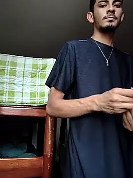 Snapshot of Exlifer chatting on 15, 4, 2026 Exlifer online show from 15, 4, 2026