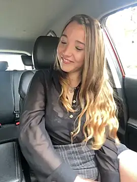 Snapshot of sashapulse chatting on 10, 10, 2025 sashapulse online show from 10, 10, 2025