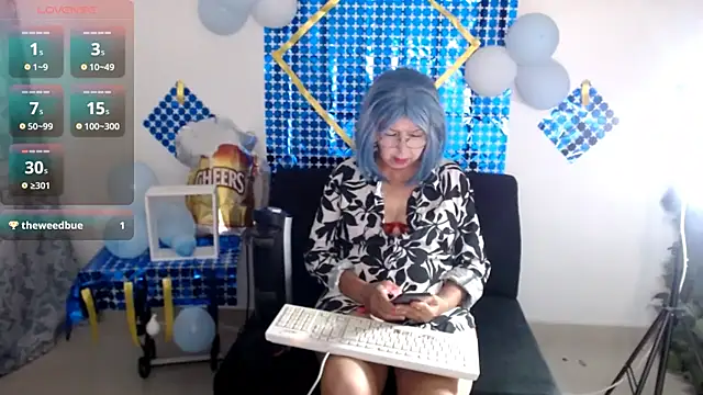 Snapshot of ruth_blue21 chatting on 23, 9, 2025 ruth blue21 online show from 23, 9, 2025