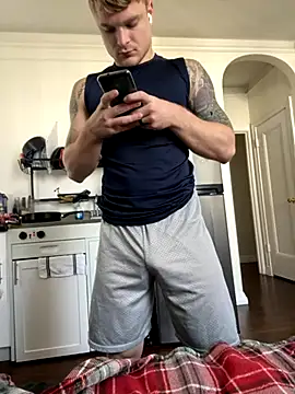 Snapshot of King_Kev_ chatting on 15, 9, 2025 King Kev online show from 15, 9, 2025