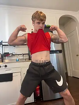 Snapshot of King_Kev_ chatting on 28, 10, 2025 King Kev online show from 28, 10, 2025