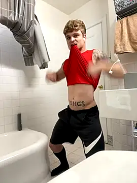 Snapshot of King_Kev_ chatting on 29, 10, 2025 King Kev online show from 29, 10, 2025