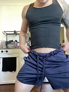 Snapshot of King_Kev_ chatting on 25, 11, 2025 King Kev online show from 25, 11, 2025