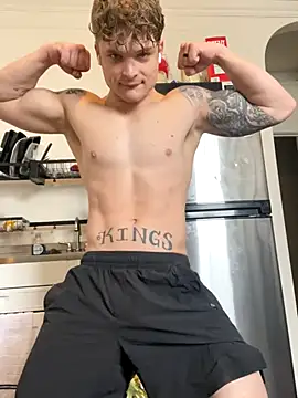 Snapshot of King_Kev_ chatting on 17, 12, 2025 King Kev online show from 17, 12, 2025