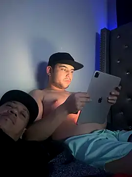 Snapshot of Ranthru13 chatting on 27, 11, 2025 Ranthru13 online show from 27, 11, 2025