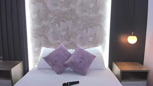 Snapshot of saliha_pinky chatting on 14, 10, 2025 saliha pinky online show from 14, 10, 2025
