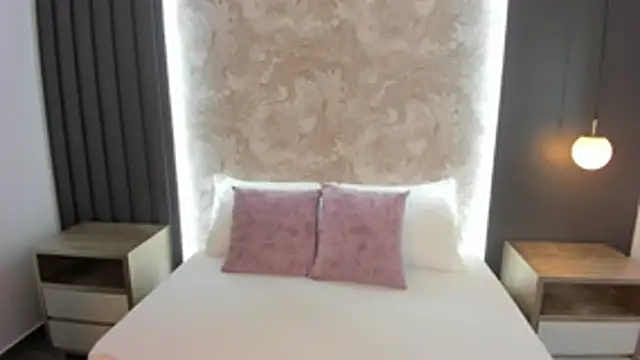 Snapshot of saliha_pinky chatting on 18, 10, 2025 saliha pinky online show from 18, 10, 2025