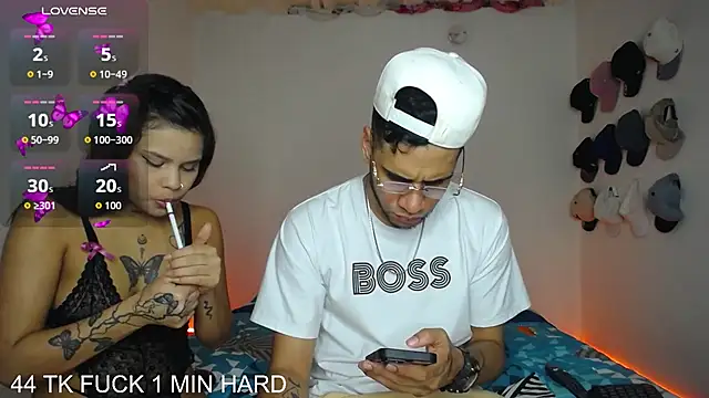 Snapshot of Couple-Wild-Hard chatting on 21, 11, 2025 Couple-Wild-Hard online show from 21, 11, 2025