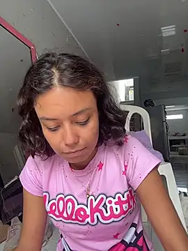 Snapshot of TamaraMera chatting on 8, 7, 2026 TamaraMera online show from 8, 7, 2026