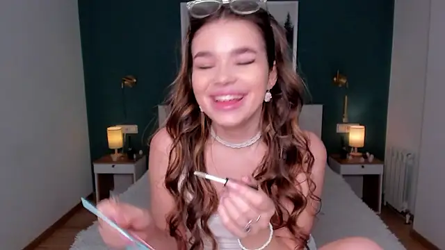 HollisHearl online show from 6, 3, 2026