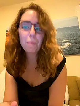 Snapshot of sweetsocalgirl chatting on 24, 9, 2025 sweetsocalgirl online show from 24, 9, 2025