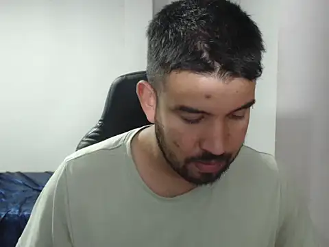 Axel11113 online show from 23, 9, 2025