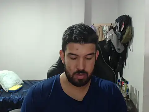 Axel11113 online show from 11, 10, 2025