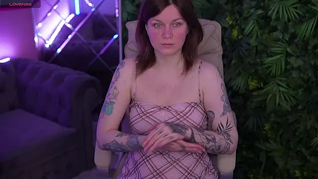 Snapshot of TinaMelt chatting on 16, 5, 2026 TinaMelt online show from 16, 5, 2026
