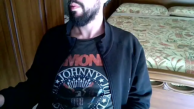 Snapshot of MisterX_99 chatting on 7, 10, 2025 MisterX 99 online show from 7, 10, 2025