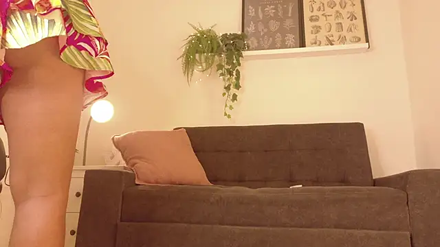 Snapshot of RiriiBrunette__ chatting on 31, 1, 2026 RiriiBrunette online show from 31, 1, 2026