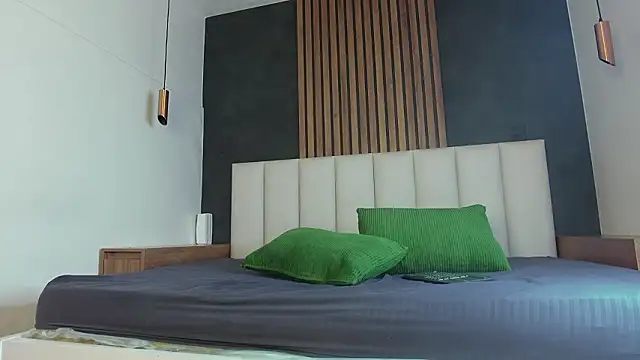 Snapshot of RiriiBrunette__ chatting on 12, 2, 2026 RiriiBrunette online show from 12, 2, 2026