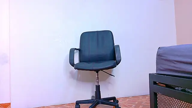 Snapshot of RiriiBrunette__ chatting on 13, 2, 2026 RiriiBrunette online show from 13, 2, 2026