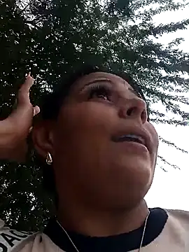 Snapshot of camila_rogue chatting on 5, 10, 2025 camila rogue online show from 5, 10, 2025